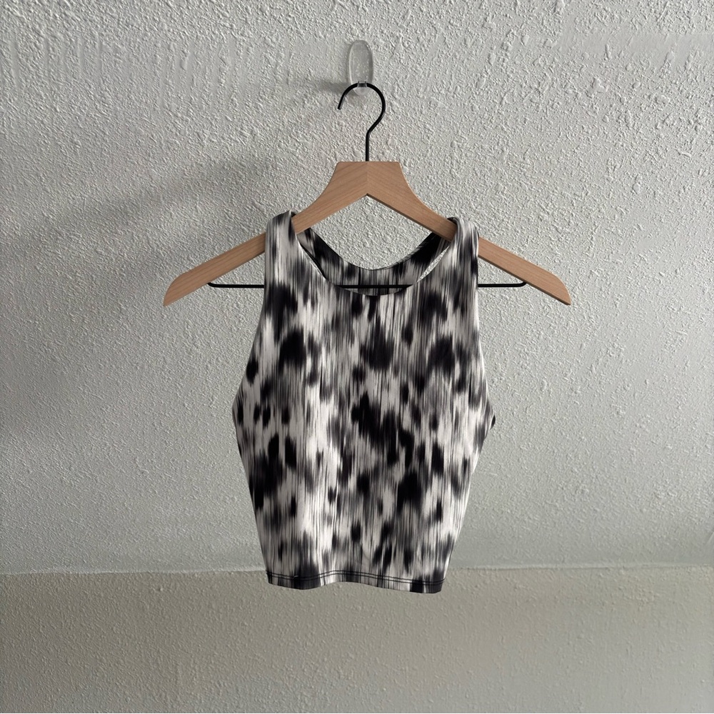 Sleeveless Women's Athletic Top